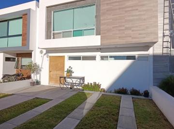 Casa de 3 habitaciones, Querétaro · Casa en Venta / con 3 Recámaras / Bio Grand Juriquilla