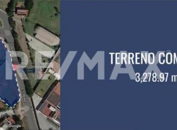 Terreno comercial · 3279m² · Sensacional Esquina Para Comercio en "Renta" - (4)