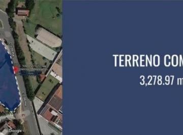 Terreno comercial · 3279m² · Sensacional Esquina Para Comercio en "Renta" - (4)