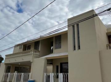 Casa · 3 Recámaras · 4 Estacionamientos · Casa en Monteverde