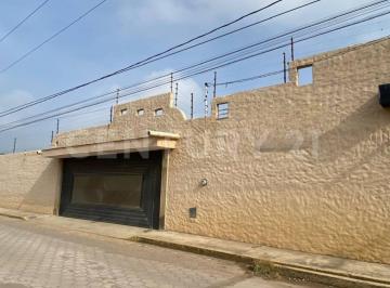 Casa · 405m² · 4 Recámaras · 3 Estacionamientos · Casa en Venta - 1 Sólo Piso a Pie de Calle - Zona Zerezotla, San Pedro Cholula