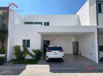 Casa de 4 habitaciones, Jiutepec · Venta en Residencial "El Zapote"