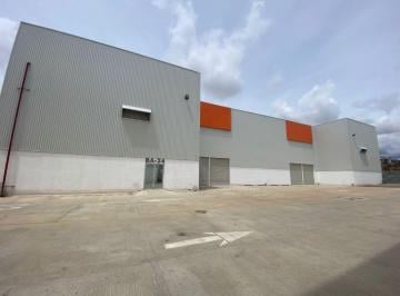 Bodega comercial , Tijuana · Bodega de Almacenamiento en Alamar - Murua de 2,559.91 m² con 4 Andenes