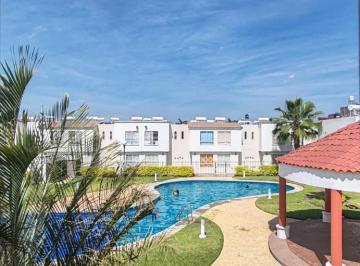Casa en condominio · 68m² · 3 Recámaras · 1 Estacionamiento · Casa en Venta con Alberca en Fraccionamiento en Ayala Morelo