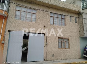 90fd906ea52843834f04b1817bdf615cb5f643820a3554b24010779bd5dccd57 · Casa en Venta en Chicoloapan, Estado de México