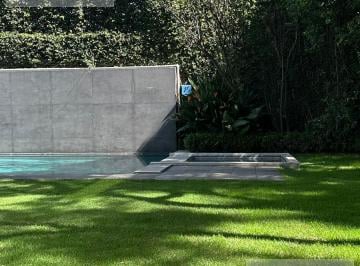 Casa · 800m² · 3 Recámaras · 6 Estacionamientos · Casa en Veta en Virreyes