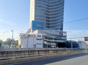 Oficina · 715m² · 100 Estacionamientos · Oficina en Renta en Monterrey