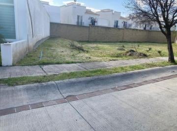 Terreno / Lote , León · Venta de Terreno en Mayorazgo Cluster Arboledas