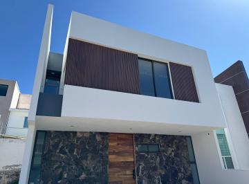 Casa de 3 habitaciones, Querétaro · Una Nueva Forma de Vivir, Roof Garden - El Refugio