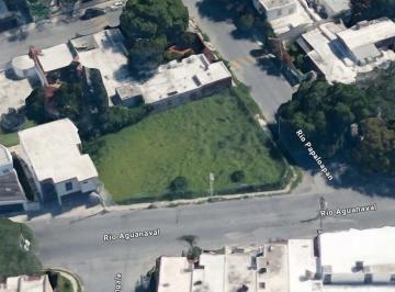 893355595a4efe214963df70db298aa2e98868385267018ca6c42e35674116bf · Terreno en Venta Distrito Tec. en Esquina, Plano