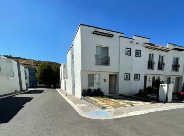 Casa de 2 habitaciones, Querétaro · Casa en Venta en Sonterra