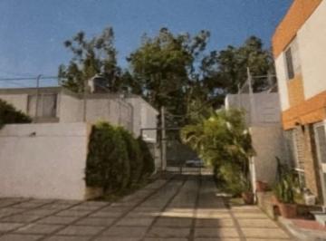 Casa de 21 habitaciones, Guadalajara · Condominio Horizontal en Venta ¡Oportunidad Única de Inversión en Jardines del Bosque!