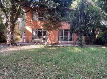 Casa · 324m² · 4 Recámaras · 6 Estacionamientos · Casa Venta, Atlantida, Coyoacán, Cdmx