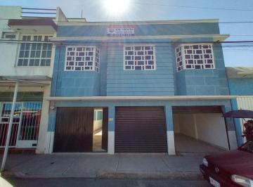 Casa · 284m² · 8 Recámaras · 3 Estacionamientos · Casa en Venta en Jardines de Morelos en Ecatepec Edomex - (4)