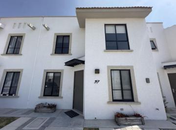 Casa en condominio · 136m² · 4 Recámaras · 2 Estacionamientos · PH - Fraccionamiento Zákia