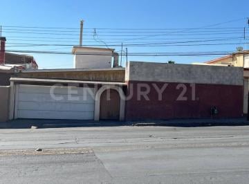 Casa · 333m² · 3 Recámaras · 3 Estacionamientos · Casa en Venta Lomas del Santuario, Chihuahua, Chihuahua