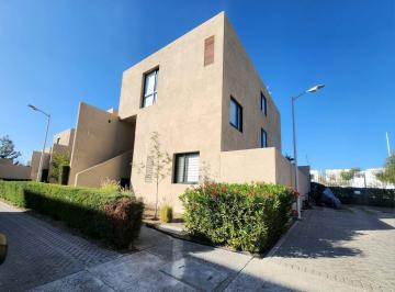 Departamento · 165m² · 3 Recámaras · 2 Estacionamientos · Departamento - Fraccionamiento Zákia