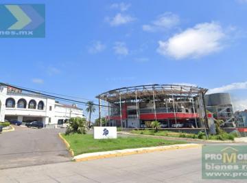 Terreno / Lote · 2000m² · Terreno Comercial en Venta en Blvd Ruiz Cortines Excelente Ubicacion