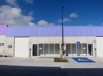 Local comercial · 220m² · 4 Estacionamientos · Bodega en Venta en El Marqués