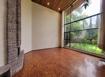 Casa · 450m² · 3 Recámaras · 5 Estacionamientos · Casa en Venta en Bosques de Las Lomas