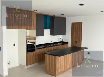 Casa · 262m² · 4 Recámaras · 3 Estacionamientos · Casa en Venta