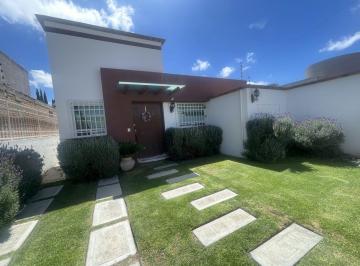 Casa · 129m² · 3 Recámaras · 2 Estacionamientos · Se Vende Casa en Calle Potrero Almagre, Fracc El Pedregal, Cp 76756, Tequisquiap