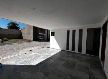 Casa en condominio · 240m² · 3 Recámaras · 2 Estacionamientos · Venta de Casa Nueva en Fraccionamiento, Albero Residencial Puebla
