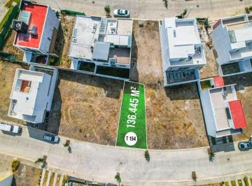 Terreno / Lote · 136m² · Terreno en Venta en Adamar Dentro de Coto con Seguridad.