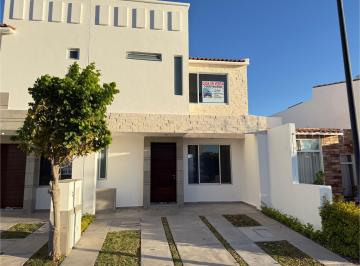 Casa de 3 habitaciones, El Marqués · Casa Avila - Ciudad Maderas Queretaro