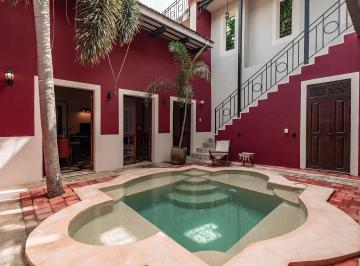 Casa de 3 habitaciones, Mérida · Casa Roja Arquitectura Clásica y Confort