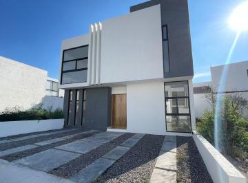 Casa de 3 habitaciones, El Marqués · Casa en Venta en Zakia: Confort y Espacios Amplios