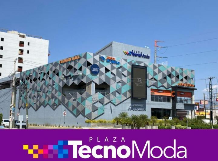 Plaza tecnomoda · Plaza Tecnomoda