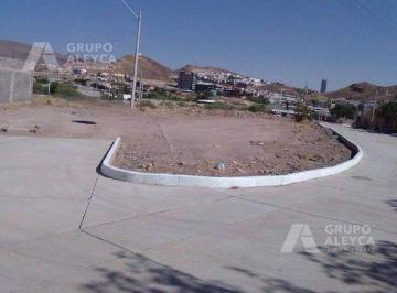 Terreno / Lote · 578m² · Terreno en Cantera