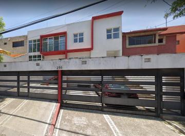 Casa de 3 habitaciones, Tlalnepantla de Baz · Casa en Peñon Grande en Tlanepantla de Baz en Remate