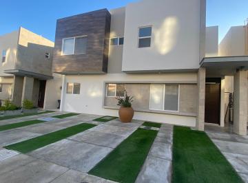 CASA GRANDE · Se Renta Casa en Valparaíso Residencial