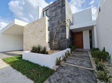 Casa de 4 habitaciones, Mérida · Se Renta Casa en Barlovento Residencial, Temozón.