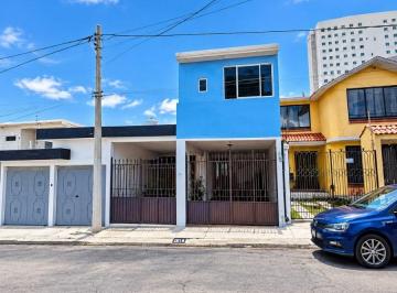 Casa de 4 habitaciones, Cuautitlán Izcalli · Ensueños Excelente Propiedad con Amplios Espacios Cerca de Luna Parc