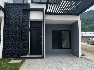 Casa de 3 habitaciones, Orizaba · Casas en Venta de 2 y 3 Recámaras en Residencial Santa María