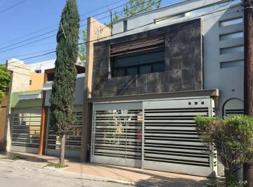 Casa de 4 habitaciones, General Escobedo · Rento Casa Amueblada