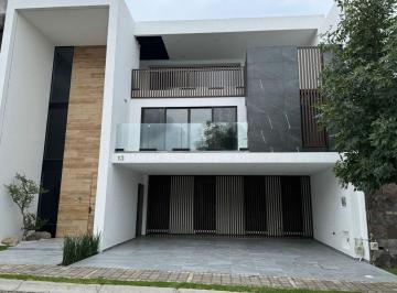 Casa · 616m² · 5 Recámaras · 3 Estacionamientos · Casa en Venta - Parque Potosi - Lomas de Angelopolis