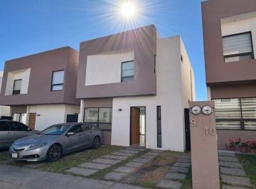 Casa en condominio · 3 Recámaras · 2 Estacionamientos · Casa en Condominio en San Isidro Juriquilla en Renta