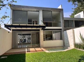 Casa · 240m² · 3 Recámaras · 2 Estacionamientos · Casa en Privada en Buenavista Cuernavaca - Maz - 2174 - Cp