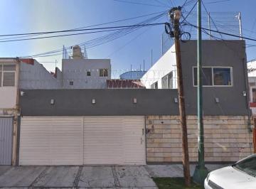 Casa de 4 habitaciones, Gustavo A. Madero · Casa en Lindavista de Remate Bancario