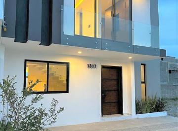 Casa · 148m² · 3 Recámaras · 2 Estacionamientos · Casa Aura en Venta Fraccionamiento Adamar. Tlajomulco de Zuñiga Jalisco