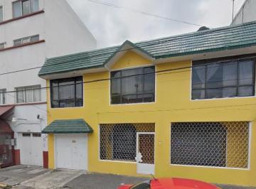 Casa de 4 habitaciones, Gustavo A. Madero · Casa en Tepeyac Insurgentes de Remate Bancario