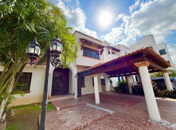 Casa de 3 habitaciones, Cancún · Casa en El Campanario Cancún Renta o Venta Sm 21