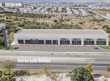 Local comercial · 66m² · 13 Estacionamientos · Local Comercial Renta - (4)