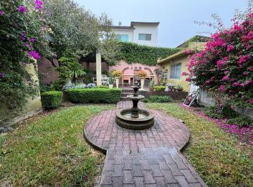 Casa · 284m² · 3 Recámaras · 4 Estacionamientos · Casa en Venta Lomas del Valle