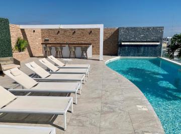 CAMASTROS Y AREA DE BAR · Venta de Estudio Tipo Depa en Menesse Midtown en Playa del Carmen