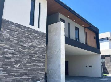 Casa · 422m² · 4 Recámaras · 3 Estacionamientos · Casa en Bosques de Las Misiones, Carretera Nacional